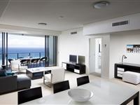 3 Bedroom Apartment Ocean View - Mantra Sierra Grand